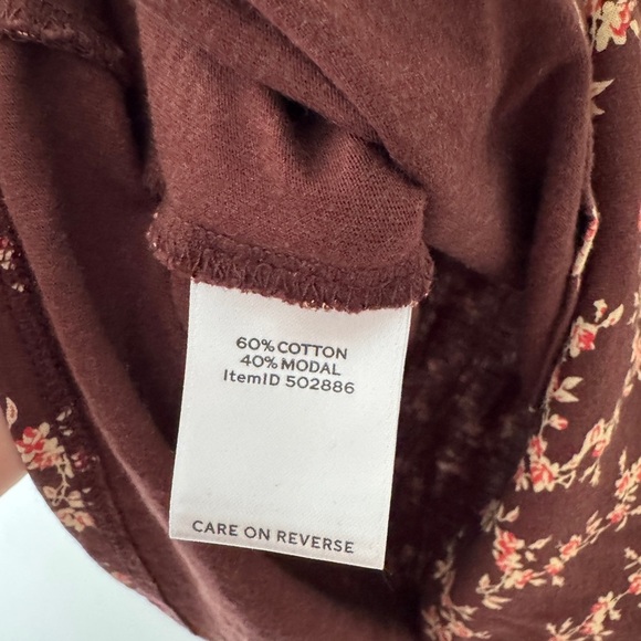 L.L. Bean Signature Floral Burgundy Tee - Picture 4 of 5